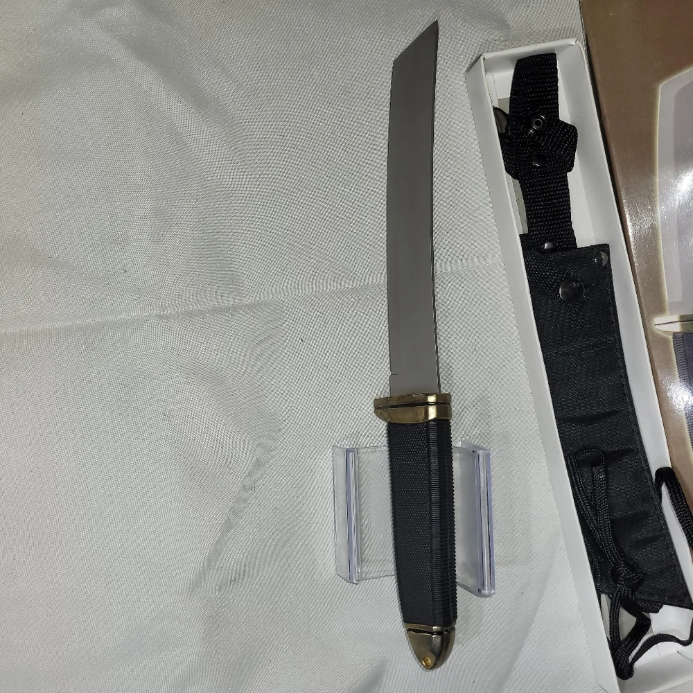 Tanto Fixed Blade Knife - Black